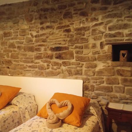 Agriturismo Il Regno Del Marrone Castel del Rio Buitenkant foto